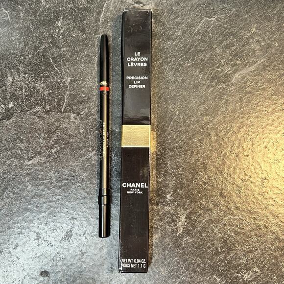 HTF Chanel Le Crayon Levres Precision Lip Definer ROUGE RED #186.002 - Picture 3 of 12